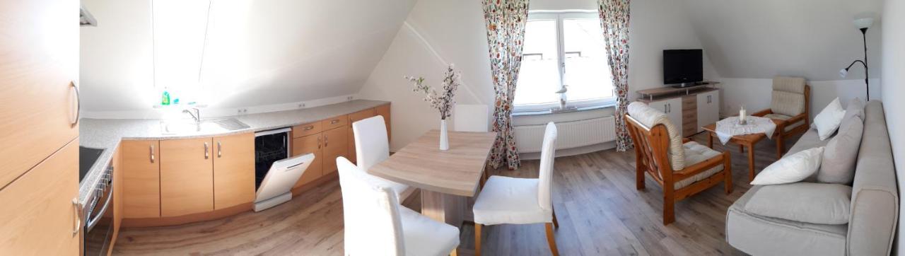 Goden-wind Apartment *